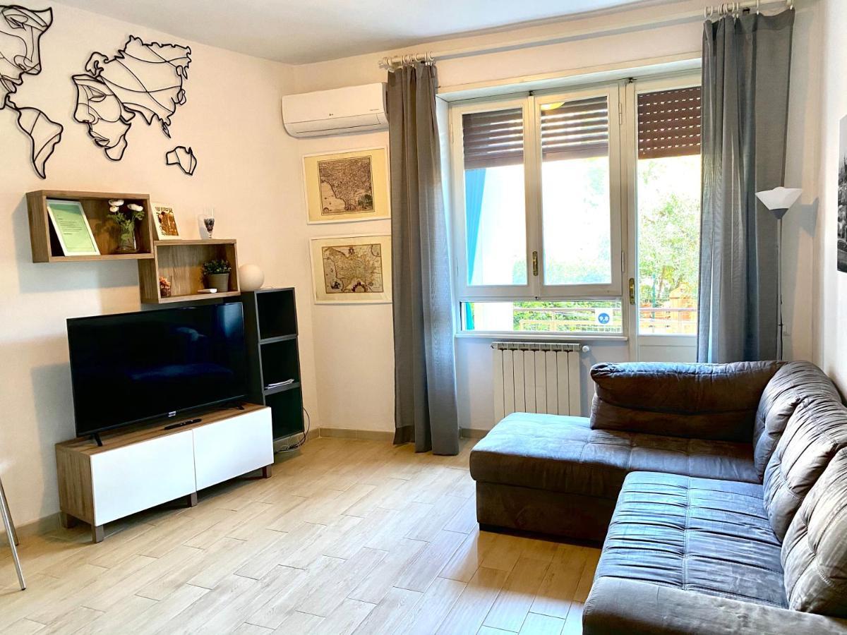 Twelveholly Apartamento
