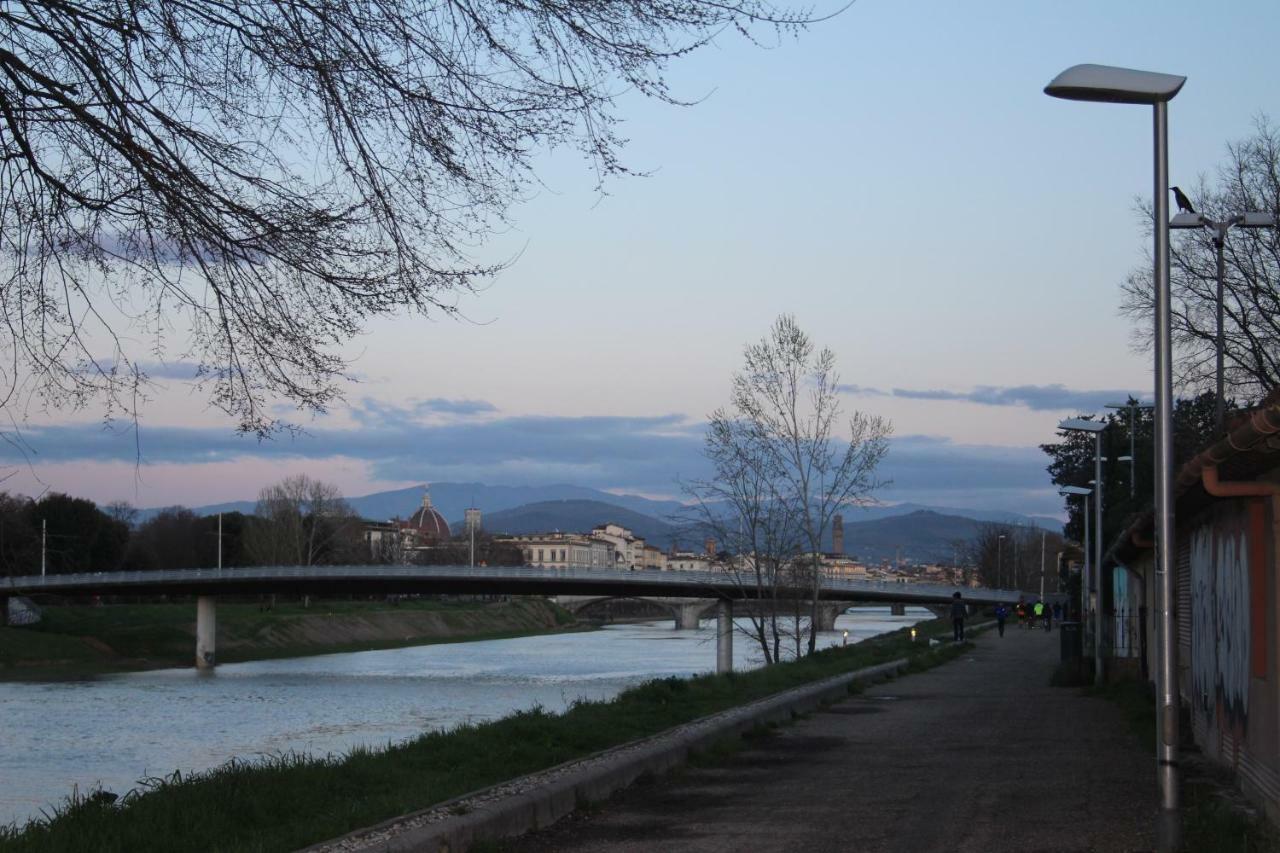 Twelveholly * Florencia